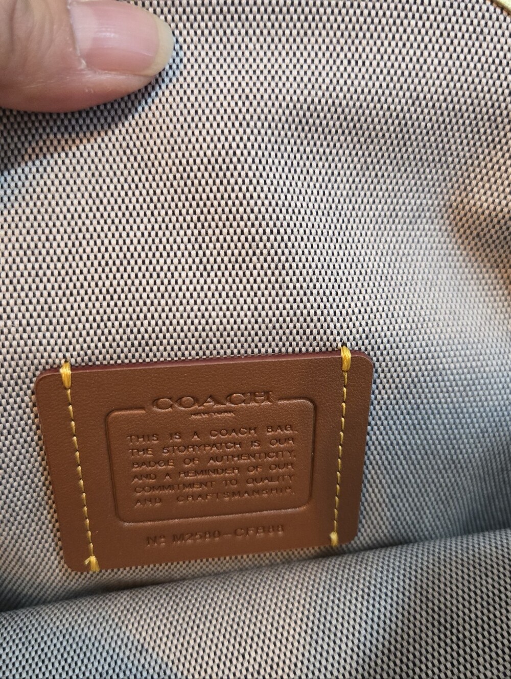 Coach Kisslock Pouch 20 – Black - Picture 9 of 9
